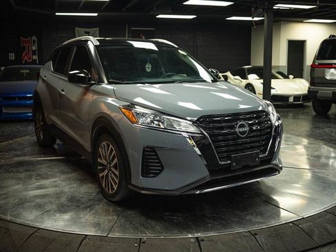 Used 2024 Nissan Kicks SV FWD image 5