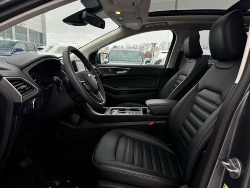 Used 2022 Ford Edge SEL w/ Convenience Package image 16