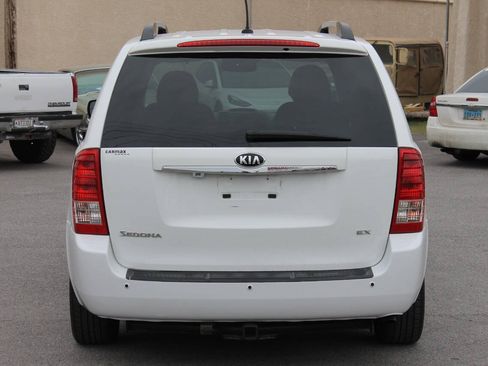 Used 2012 Kia Sedona EX w/ Luxury Pkg FWD image 7