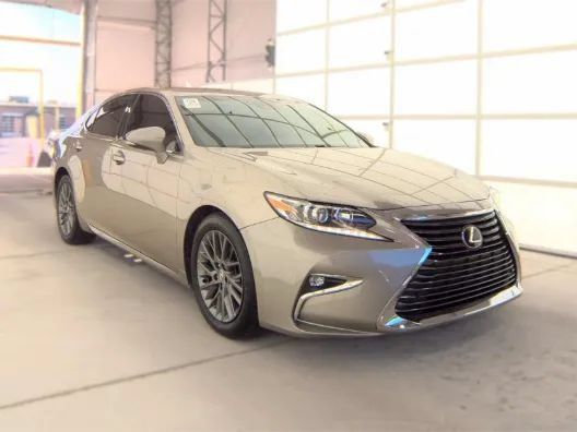 Used 2018 Lexus ES 350 w/ Navigation System Package FWD image 2
