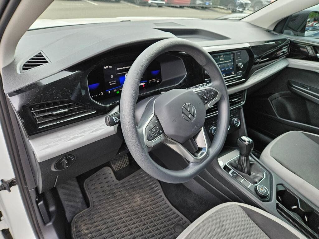 Used 2022 Volkswagen Taos S AWD/4WD image 16