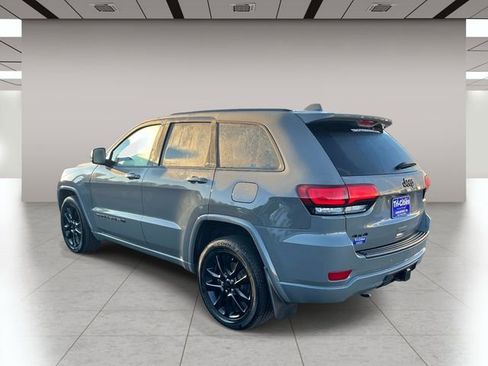 Used 2022 Jeep Grand Cherokee Altitude image 6