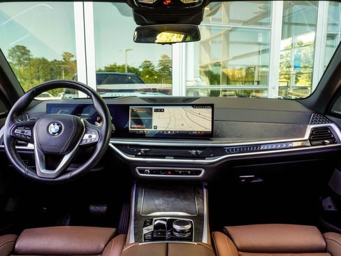 Used 2024 BMW X5 sDrive40i w/ Premium Package RWD image 5