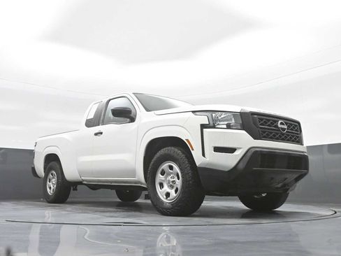Used 2022 Nissan Frontier S image 27