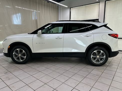Used 2023 Chevrolet Blazer LT w/ Sound & Technology Package AWD/4WD image 8