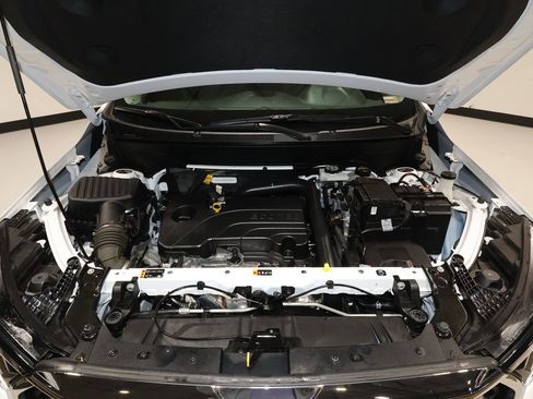 Certified 2024 GMC Terrain SLE image 31