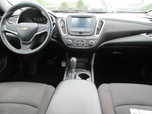 Certified 2017 Chevrolet Malibu LS image 14
