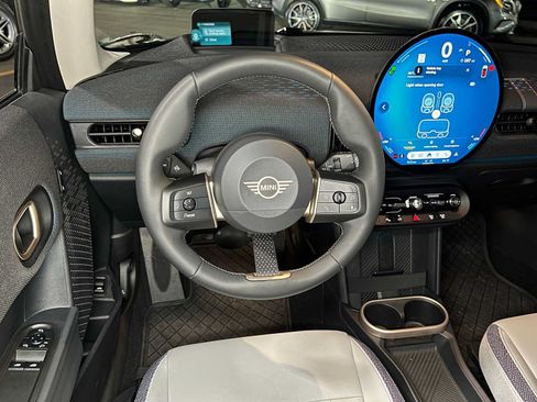 Used 2026 MINI Cooper 2-Door Hardtop FWD image 43