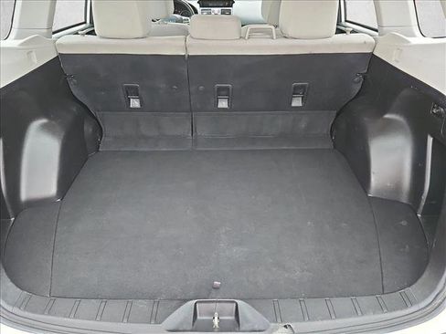 Used 2014 Subaru Forester 2.5i AWD/4WD image 6