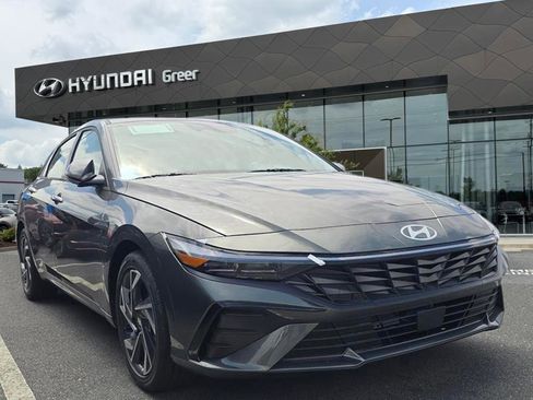 New 2026 Hyundai Elantra Limited FWD image 1