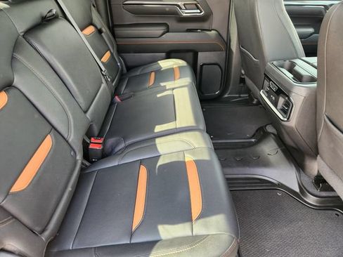 Used 2023 GMC Sierra 1500 AT4 w/ AT4 Premium Package AWD/4WD image 31