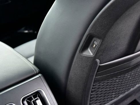 Certified 2025 Kia Sorento EX w/ EX Panoramic Sunroof Package image 18