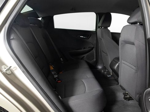 Used 2022 Chevrolet Malibu LS image 36