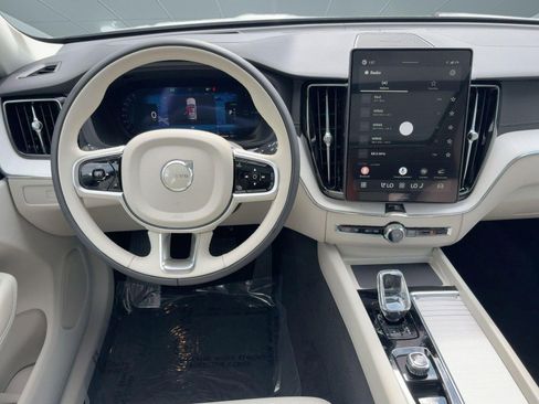 New 2026 Volvo XC60 T8 Ultra w/ Protection Package Premier image 28