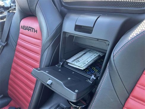 Used 2020 FIAT 124 Spider Abarth w/ Convenience Group image 12