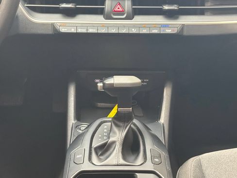 Used 2025 Kia K4 FWD image 17