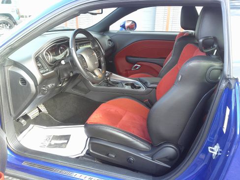 Used 2022 Dodge Challenger GT w/ Plus Package image 13