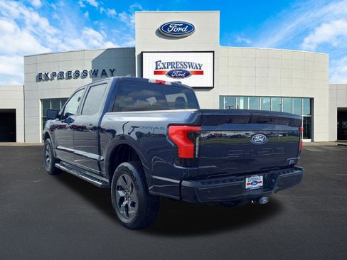 Used 2024 Ford F150 Lightning XLT image 7