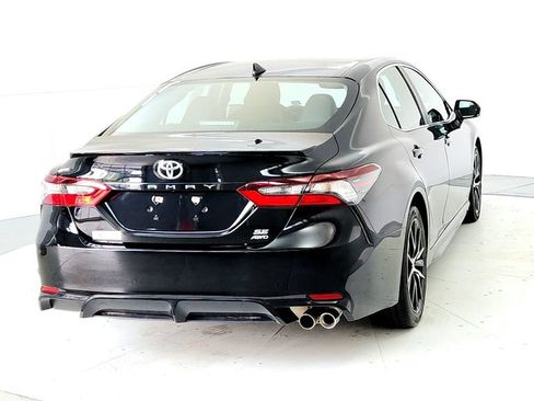 Used 2024 Toyota Camry SE w/ Cold Weather Package AWD/4WD image 5