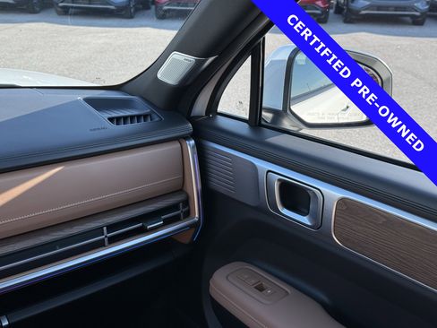 Used 2025 Hyundai Santa Fe Limited image 19