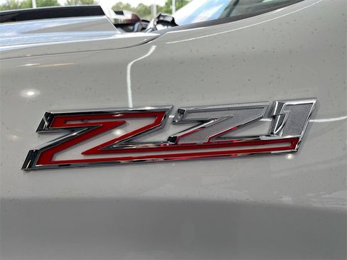 Used 2025 Chevrolet Silverado 1500 LT Trail Boss w/ Protection Package image 32