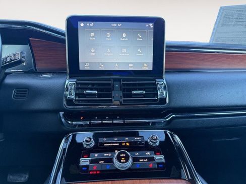 Used 2018 Lincoln Navigator L Reserve w/ Cargo Package image 8