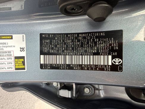 Used 2024 Toyota Corolla LE FWD image 30