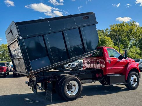Used 2023 Ford F650 2WD Regular Cab Super Duty image 2