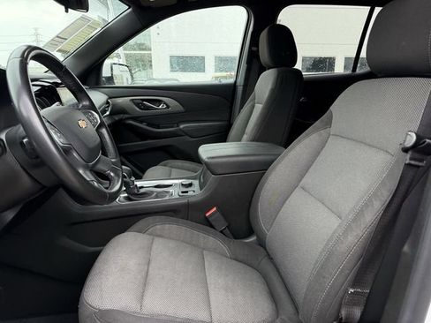 Used 2023 Chevrolet Traverse LT AWD/4WD image 22