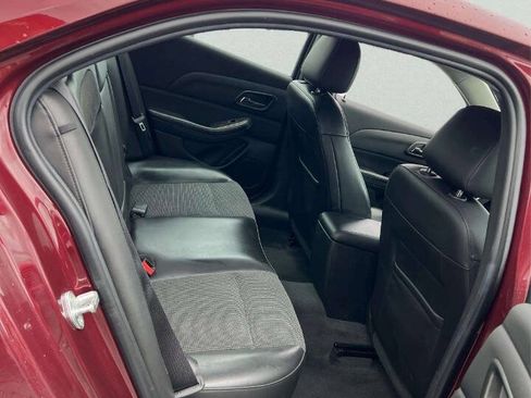 Used 2016 Chevrolet Malibu LT w/ Power Convenience Package FWD image 3
