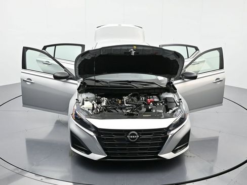 Used 2024 Nissan Altima 2.5 SV image 45