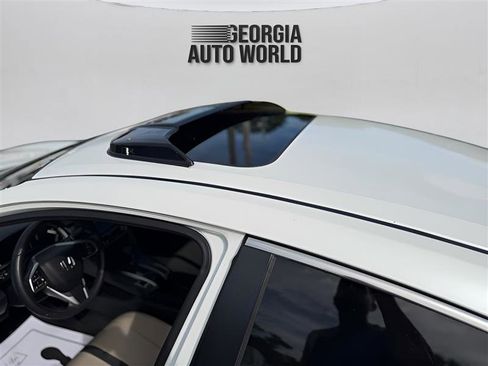 Used 2018 Honda Civic EX image 15