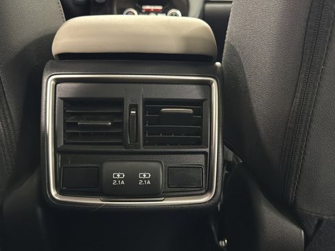 Used 2020 Subaru Forester Premium image 26