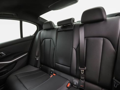 Used 2025 BMW M340i xDrive w/ Premium Package AWD/4WD image 23