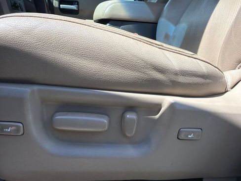Used 2011 Toyota Sequoia Platinum RWD image 15