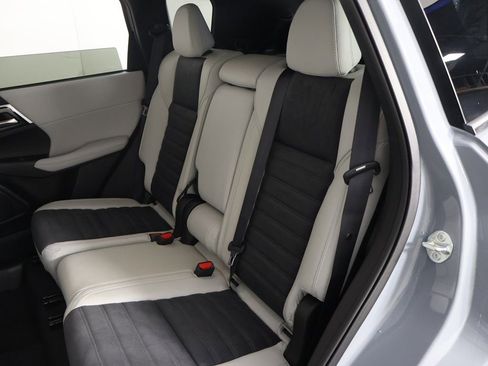 New 2026 Mitsubishi Outlander SE AWD/4WD image 33
