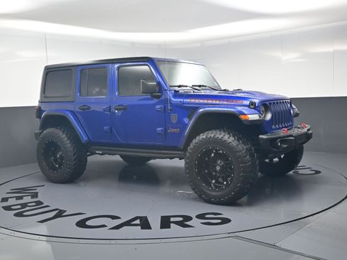 Used 2018 Jeep Wrangler Unlimited Rubicon w/ Dual Top Group AWD/4WD image 15