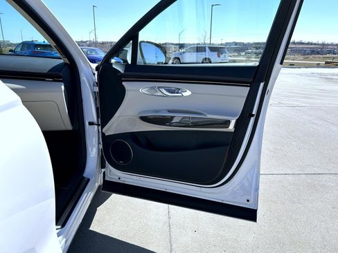 Certified 2023 Genesis GV70 3.5T Sport w/ Sport Prestige Package image 16