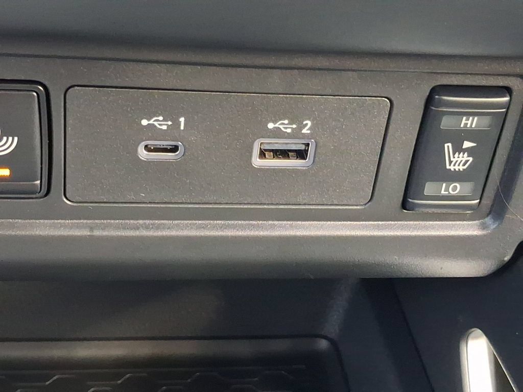New 2027 Nissan Frontier SV RWD image 7