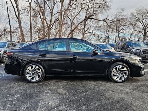 Used 2023 Subaru Legacy Limited image 7