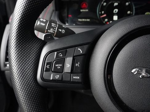 Used 2023 Jaguar F-TYPE R AWD/4WD image 40