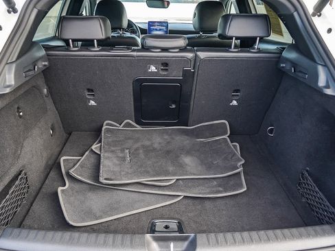 Used 2020 Mercedes-Benz GLA 250 GLA 250 w/ Convenience Package image 30