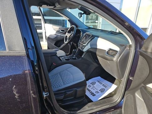 Used 2020 Chevrolet Equinox LS image 31