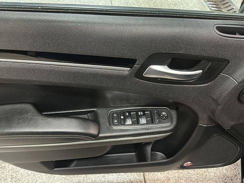 Used 2017 Chrysler 300 S w/ 300S Premium Group AWD/4WD image 18