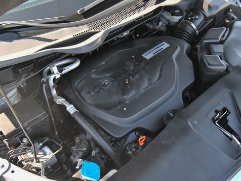 Used 2018 Honda Odyssey LX image 43