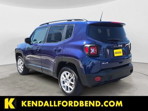 Used 2021 Jeep Renegade Latitude w/ Convenience Group AWD/4WD image 3
