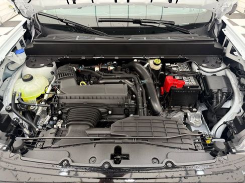 New 2025 Ford Maverick Lariat w/ Black Appearance Package image 9