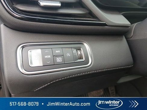 Used 2025 Buick Enclave Avenir w/ LPO, Floor Liner Package AWD/4WD image 23