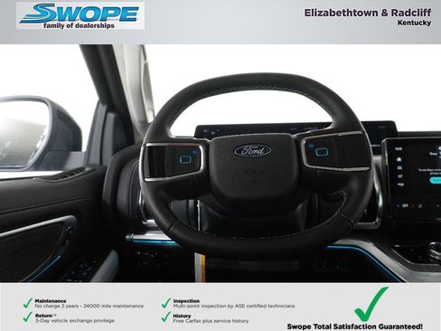 New 2026 Ford Expedition Max Platinum image 17