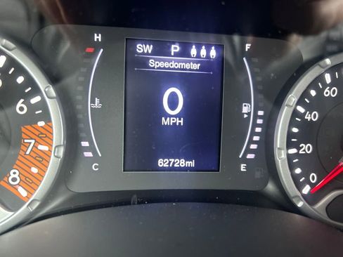 Used 2019 Jeep Renegade Altitude w/ Quick Order Package 2XM image 17